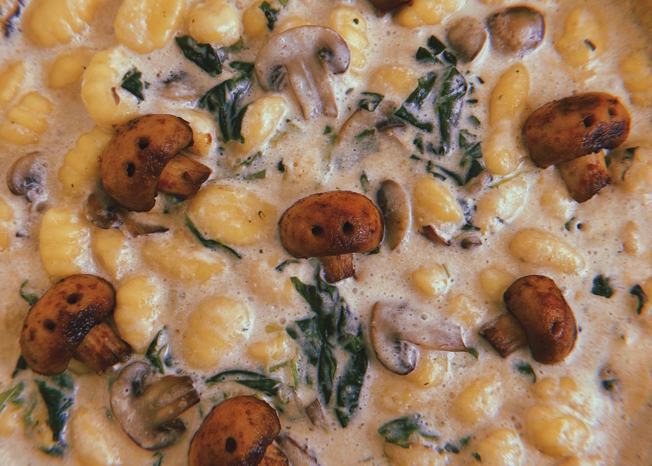 creamy spooky gnocchi