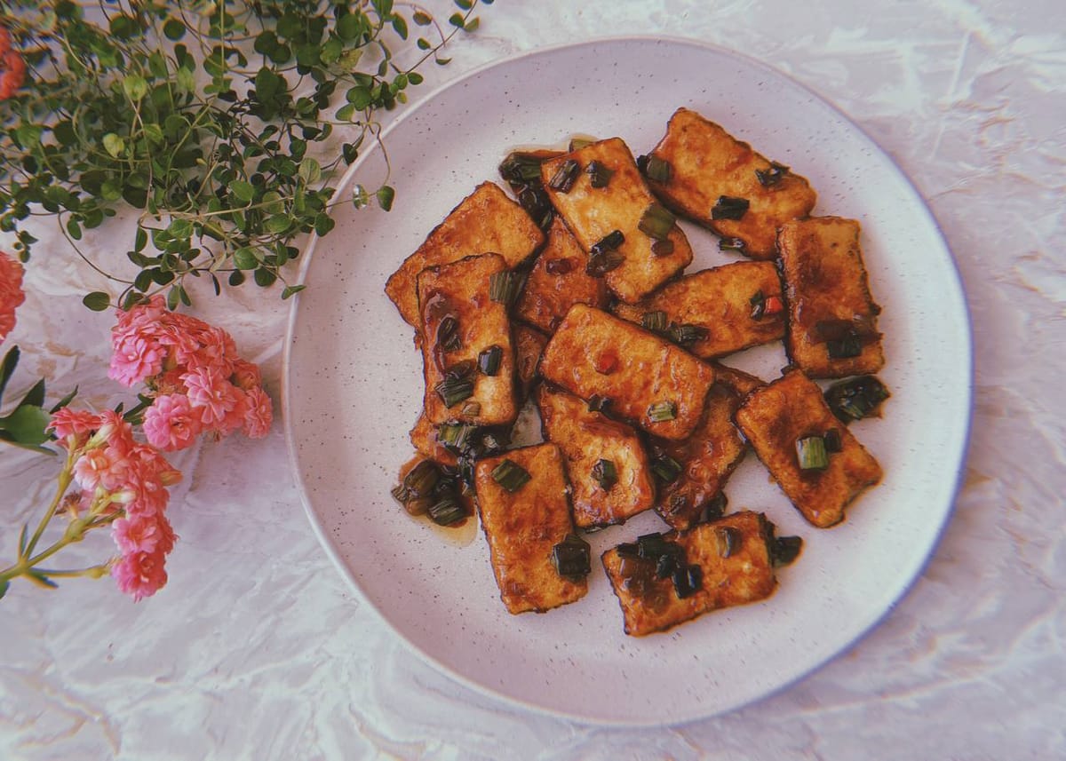 tofu glassato in padella
