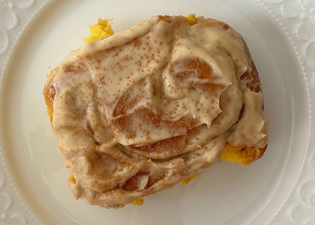 pumpkin spice latte cinnamon rolls