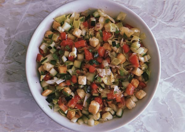 insalatina sfiziosa con crostini