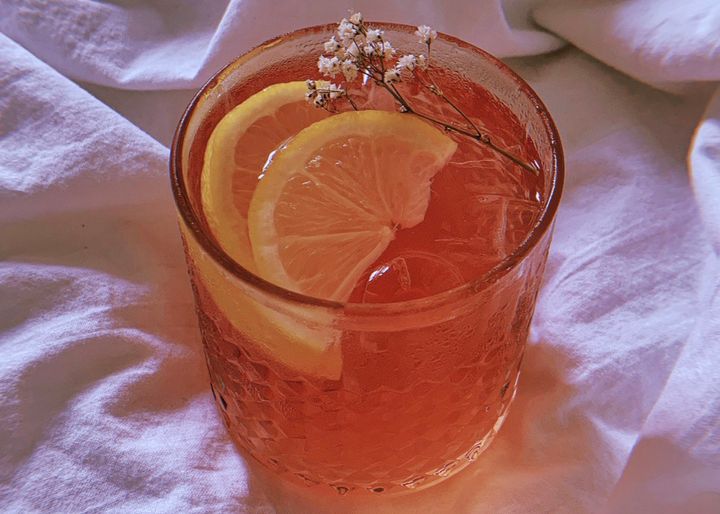 peach hibiscus iced tea