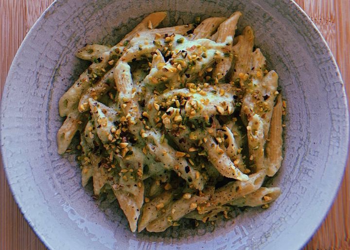 pasta con crema di zucchine e pistacchi