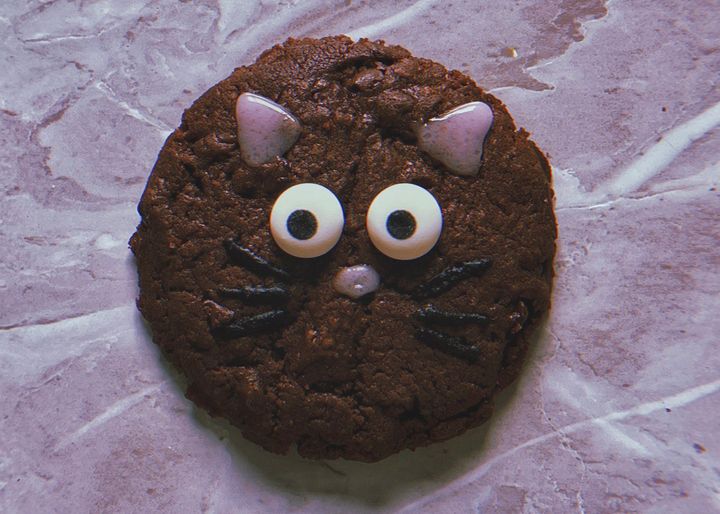 black cat cookies